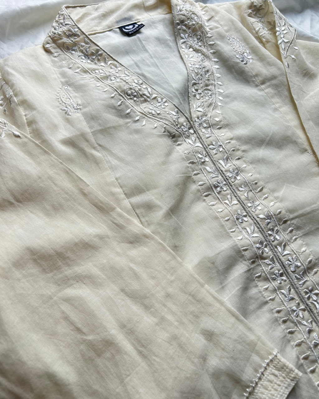 White Hand Embroidered Kurta
