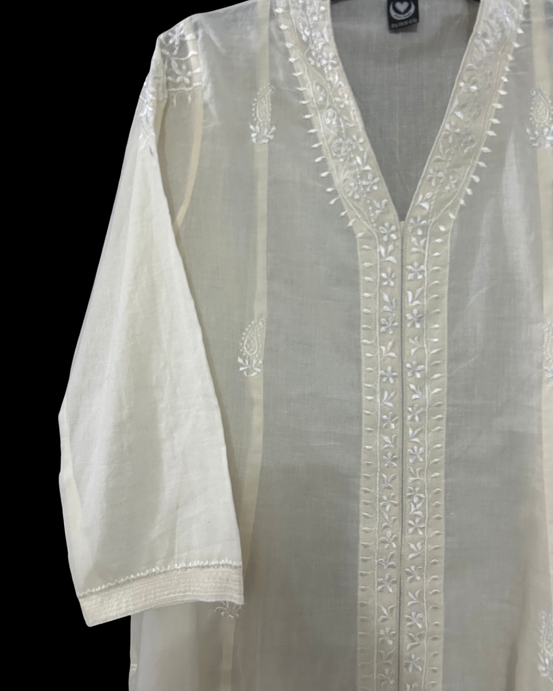 White Hand Embroidered Kurta