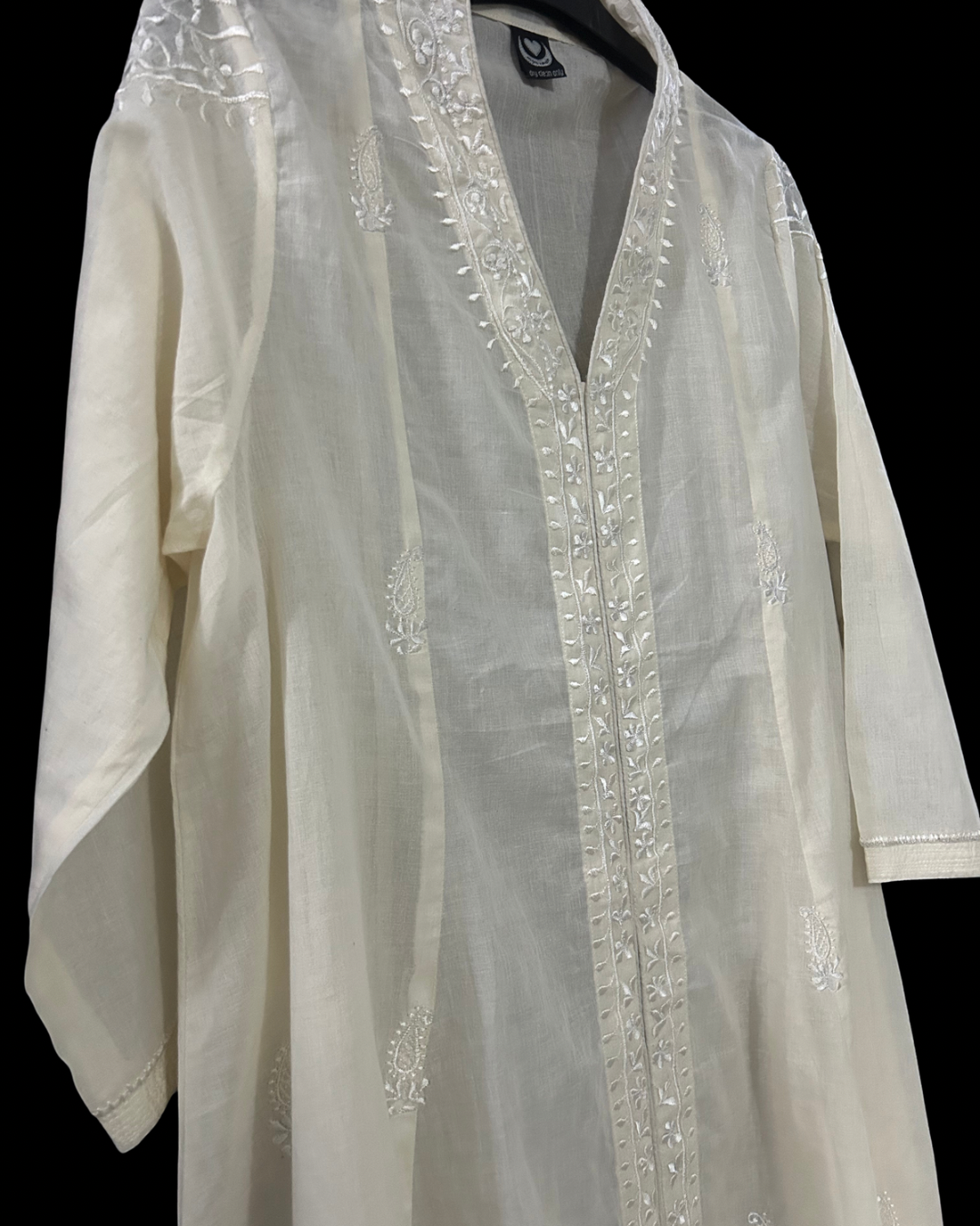 White Hand Embroidered Kurta