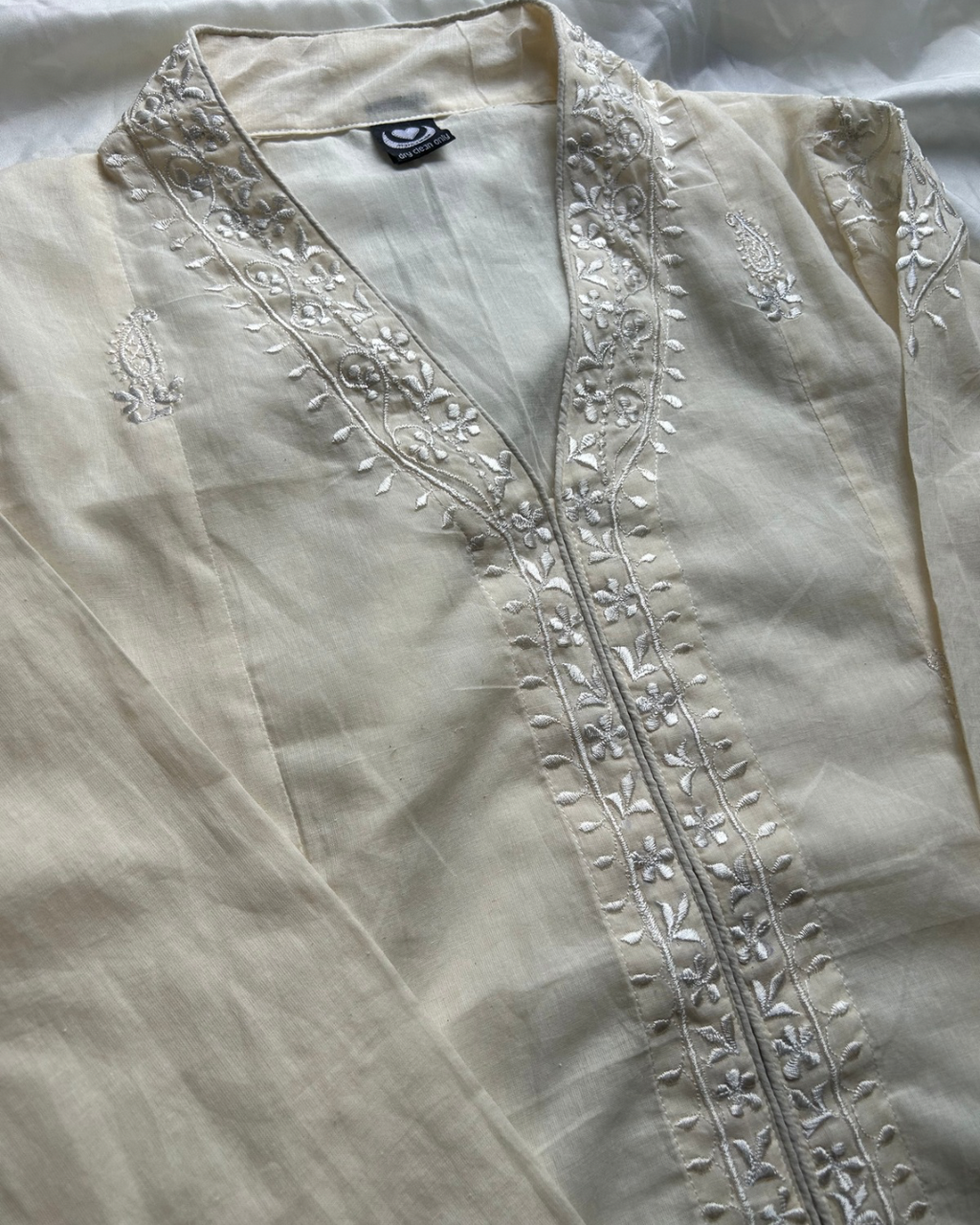 White Hand Embroidered Kurta