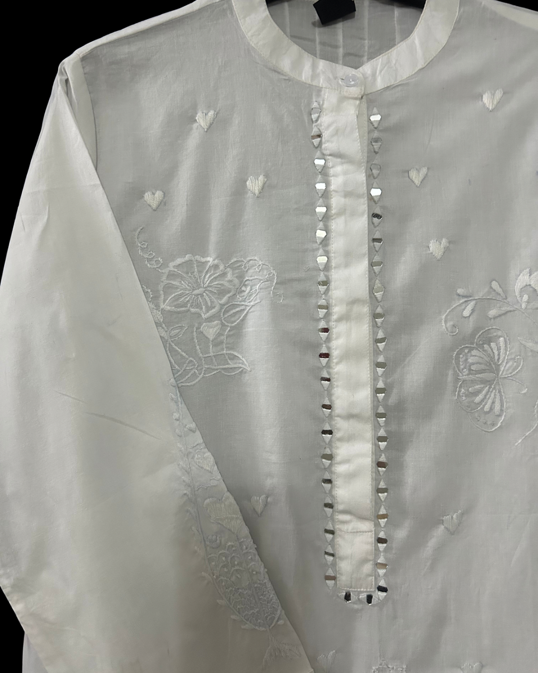 White Hand Embroidered Kurta